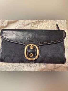 Nwt Coach Bleeker Black leather with black signature jacquard canvas checkbook